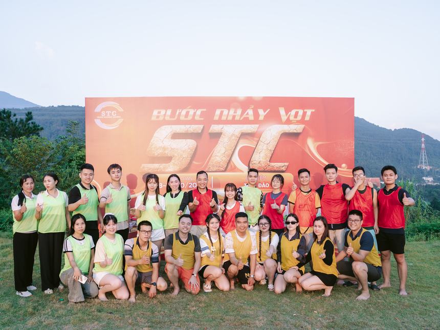 Đội nhóm trong một buổi gặp mặt
